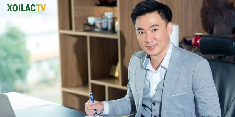 Phong cách dẫn dắt hấp dẫn của BLV Giàng A Gấu